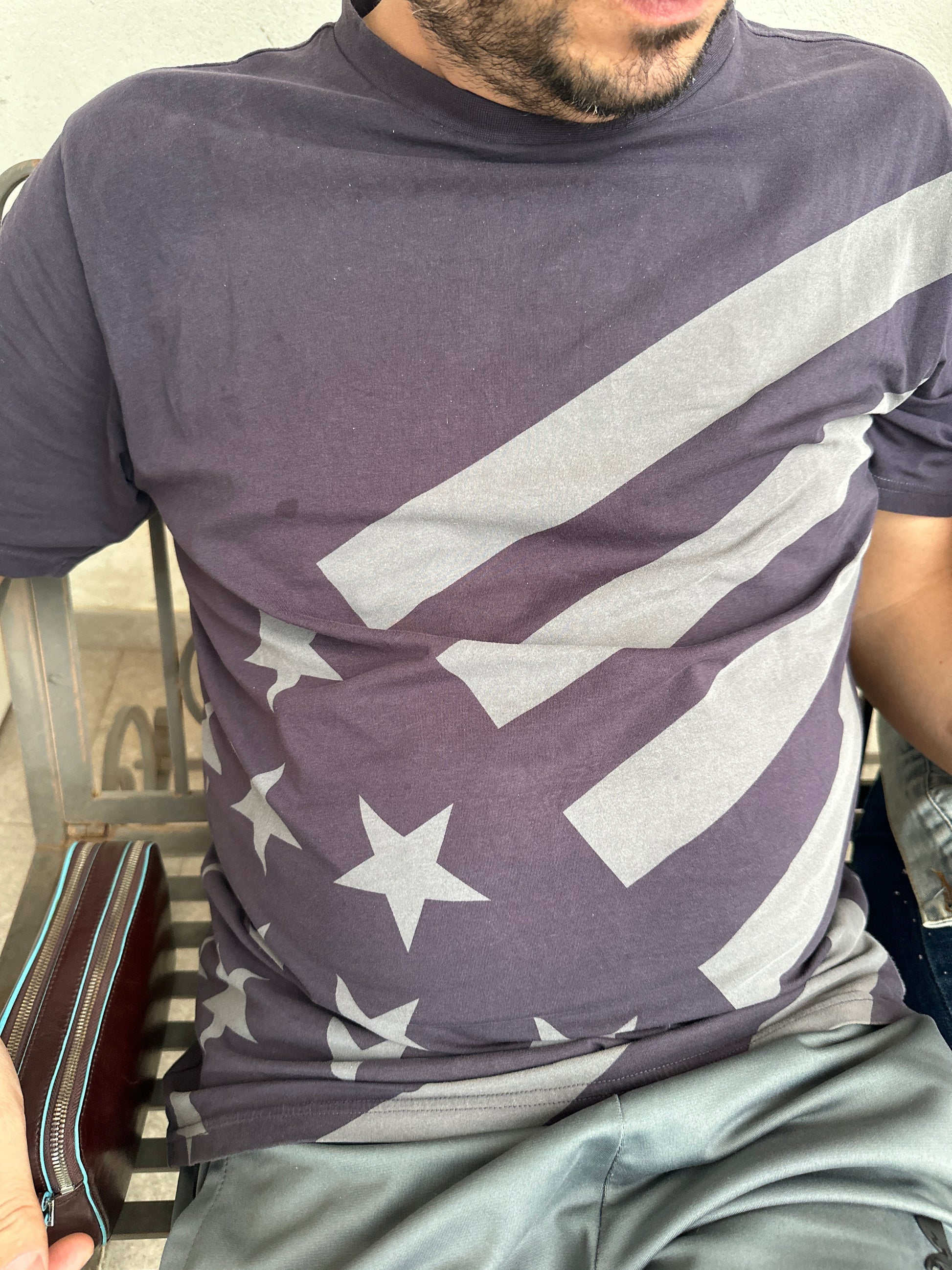 T-shirt da Uomo con Grafica Bandiera Americana Stilizzata