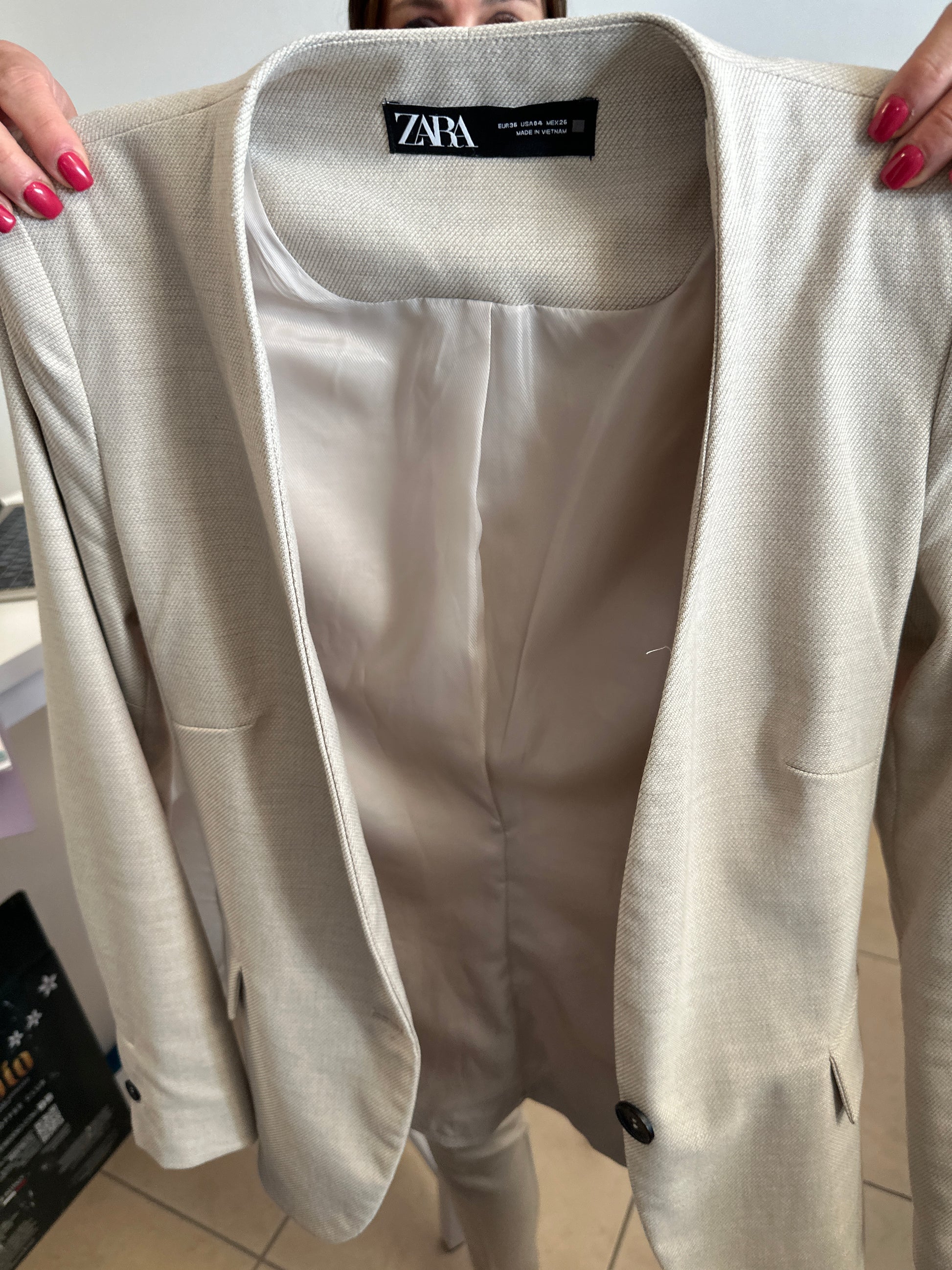Blazer Strutturato Monopetto ZARA Beige Taglia 36